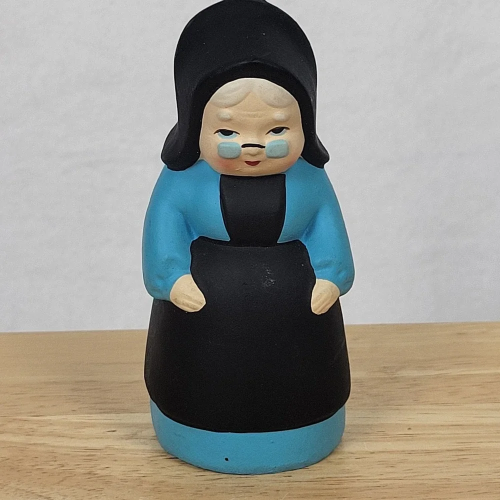 Vintage Brinn's Ceramic Amish Granny Salt Shaker Mid Century Hand Painted Japan